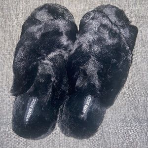 Steve Madden Slippers